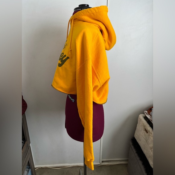 Excellent condition Bright Yellow Cropped Hoodie with “sweet like honey” logo - Picture 4 of 4